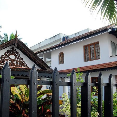 Kovalam Beach Cottage Exteriör bild
